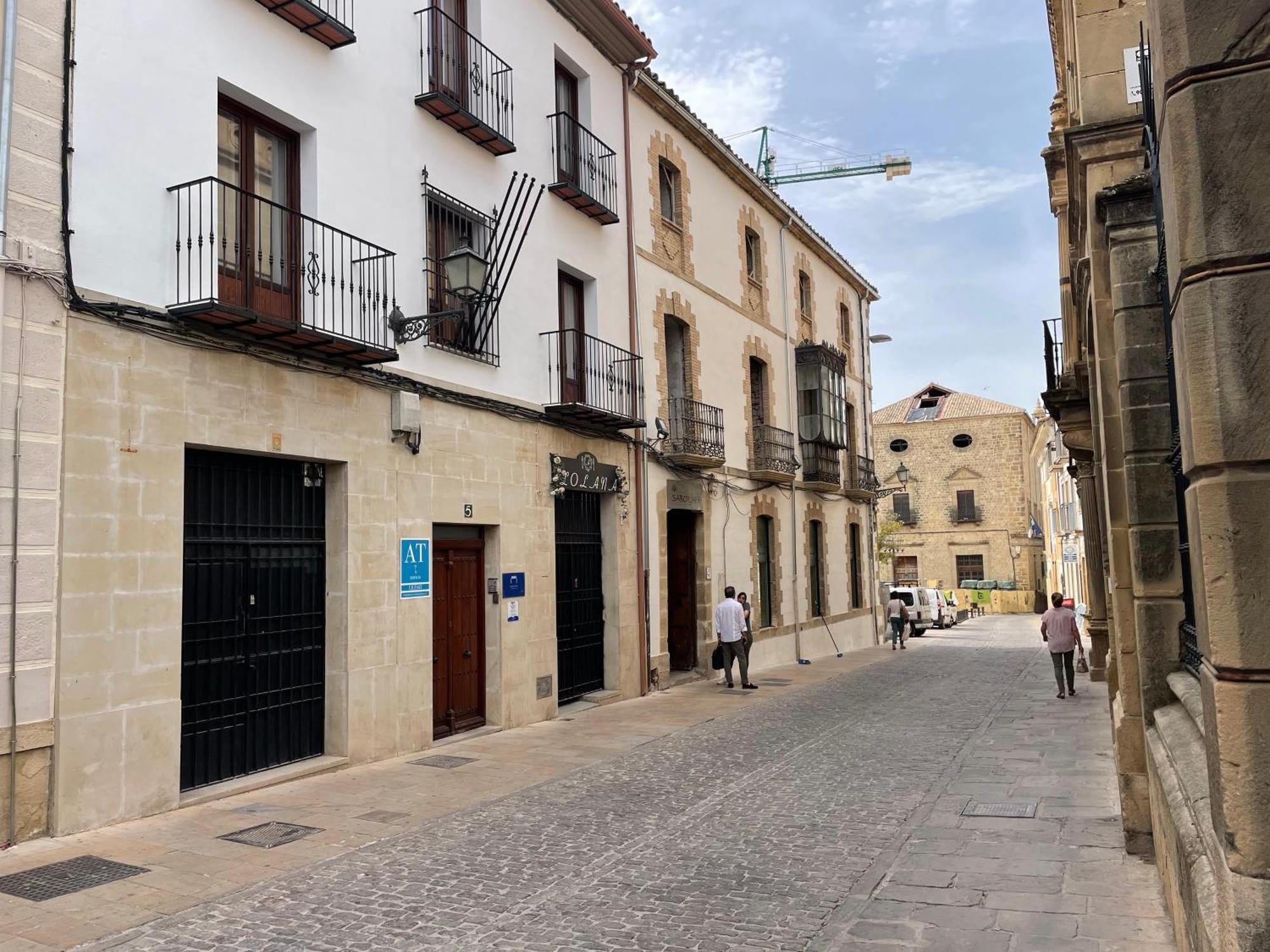 Apartamentos Turisticos Architettura Ubeda Exterior foto